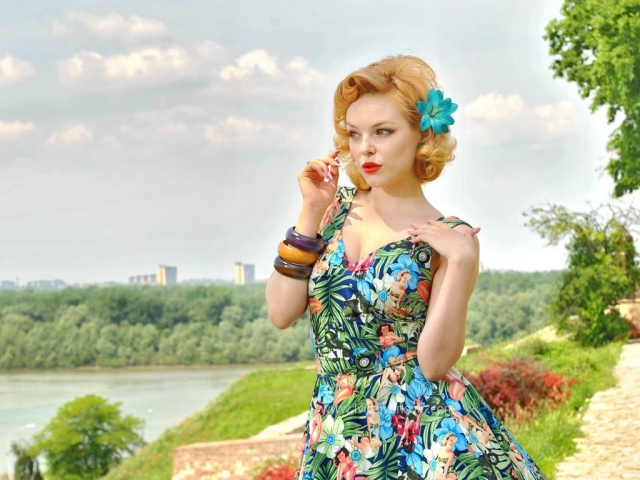 Model, fashion, portrait, pinup, pin up, color, dress, summer mood