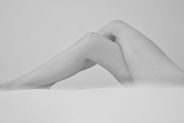 Nude, soft light, long legs, high key, erotic